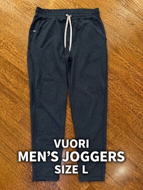 Vuori Men’s Joggers Large Gray Drawstring Lounge Pants Performance Sweatpants